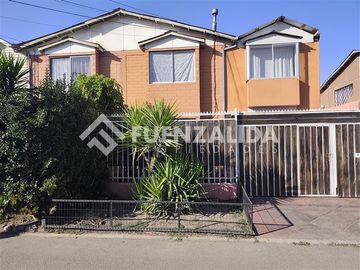 Casa en venta de 3 dormitorios en Puente Alto, AEP