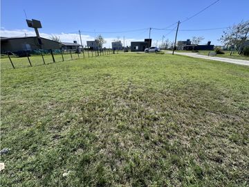 LOTE EN BARRIO CERRADO DOMSELAAR CHICO