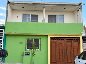 Casa en Venta en Balcones de las Torres, Saltillo,...