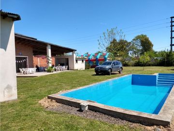 venta casa quinta a mts de acceso oeste y Pte Gorriti