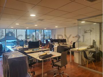 Inversionistas - Oficina Santa Beatriz Providencia