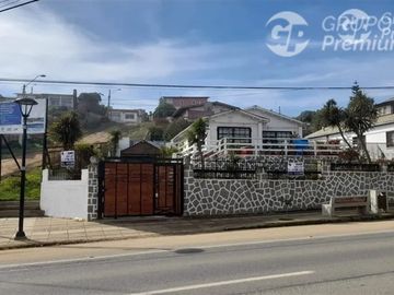 Casa en venta de 6 dorm. en El Tabo
