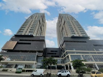 apartamento en arriendo/venta en gran malecÓn del rÍo....