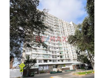 Vive En Moderno Edificio Club House De La Aurora Este -...
