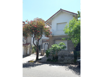 Chalet 4 amb. Zona Stella Maris