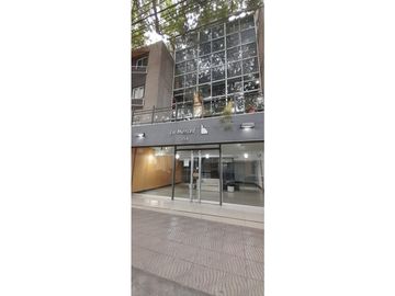 Alquiler Monoambiente Con Cochera Calle Córdoba Ciudad...