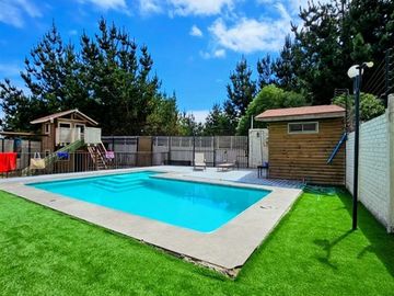 Casa 5D2B en Algarrobo con piscina y amplio terreno 500m2