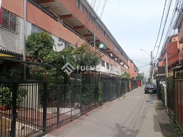 Departamento en venta de 3 dorm. en La Granja