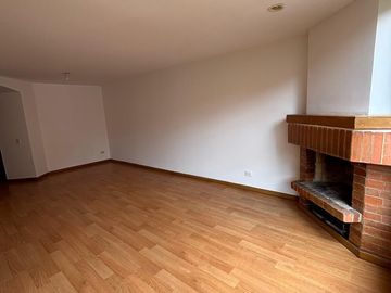 apartamento en venta en rincón del chicó. Cod V52023