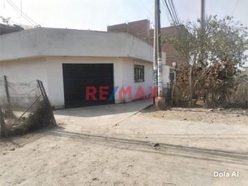 ¡Oportunidad De Inversión! Casa En Esquina A Precio De...