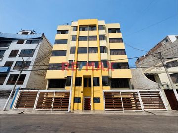 Venta Departamento Urb Los Jardines Del Golf 2Do Piso...