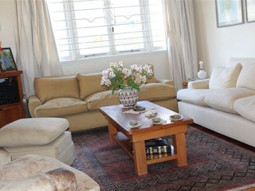 Casa en venta de 5 dorm.4 baños, escritorio, Viña del Mar