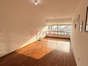 🌊 Departamento Semi Amoblado En Alquiler – Miraflores