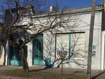 Casa en venta en Haedo Chico