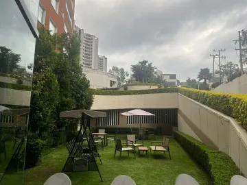 Departamento en venta en Avenida de los Bosques  Lomas...