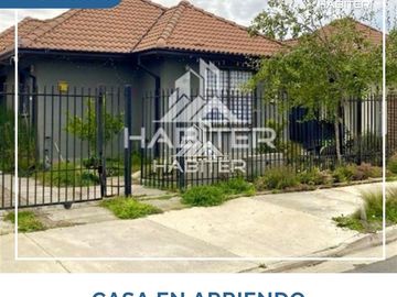 Casa en arriendo de 3 dorm. en Curicó(40378)