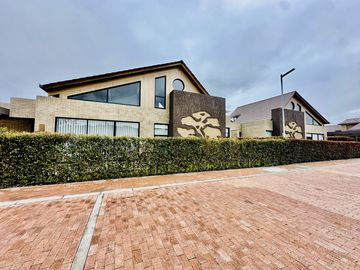 casa en venta en cajicá. Cod V6106