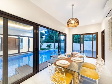 FOR SALE FULLY-FURNISHED BEACH HOUSE w/ Simming Pool in...