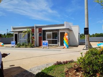 Pre-Selling 2 Bedroom One Storey House for Sale in...
