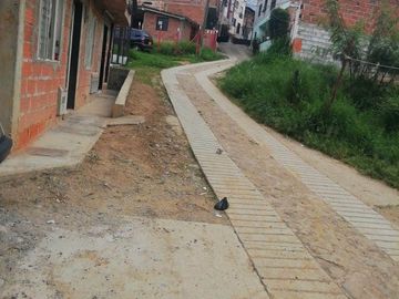 VENDO O CAMBIO A CASA FINCA  UN APARTAMENTO  EN...