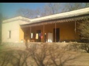 VENTA Casa en LOS REARTES a reciclar 2050 mts
