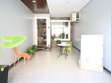 House and Lot with 5 Bedrooms for sale in Teachers...