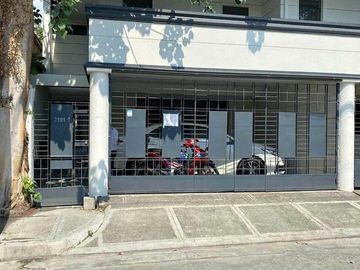 HOUSE AND LOT FOR RENT/LEASE IN MAKATI CITY