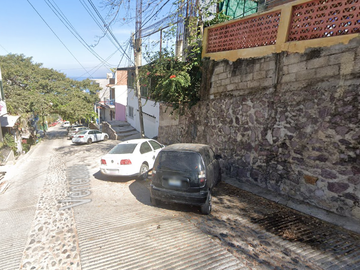 ¡¡HERMOSA CASA EN UNA DE LAS MEJORES ZONAS DE PUERTO...