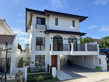 BRAND NEW! House and Lot 5 Bedroom 5BR for Sale in...