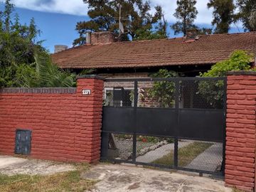 Paso Del Rey - Venta - Casa 4 Ambientes