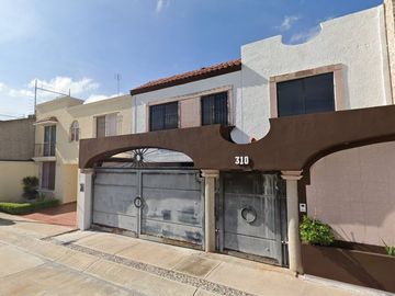 CASA SUPER ATRACTIVA EN PUERTA DEL SOL AGUASCALIENTES