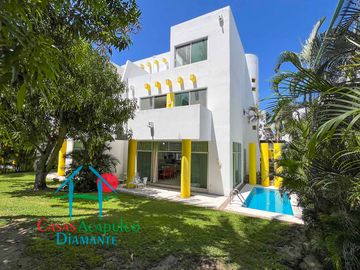 Casa en renta vacacional con alberca privada, jardín y...
