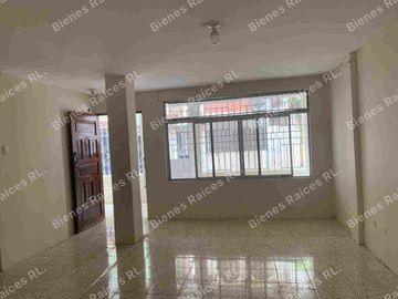 CASA EN VENTA EN SAUCES 2