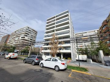 Venta de Lindo Depto. de 2 dormitorios 2 baños. Metro...