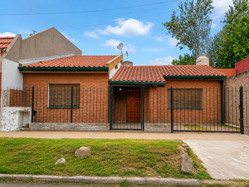 Castelar Norte - Venta - Casa 3 Ambientes