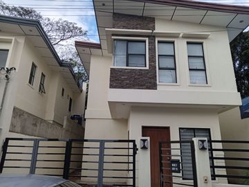 For Quick Sale! Brand-New Condition House & Lot with...