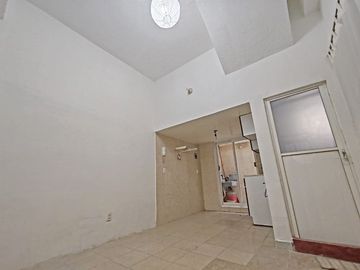 LINDO DEPARTAMENTO EN PB FRENTE A 5 MIN DE METRO VILLA...