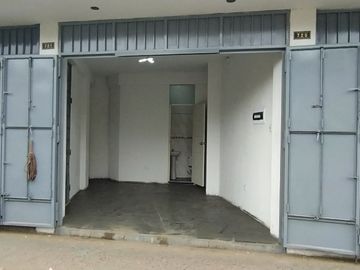 📢 ¡Alquilo Local Comercial En Comas! 📍 Av. Víctor...