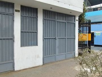 📢 ¡Alquilo Local Comercial En Comas! 📍 Av. Víctor...