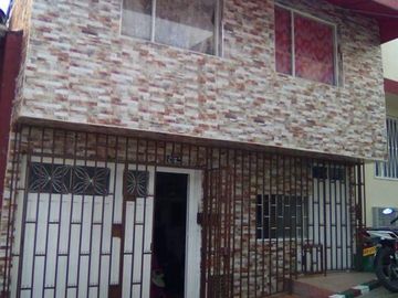 CASA 2 PISOS EN VENTA!!! * SAN ANTONIO FUSAGASUGA