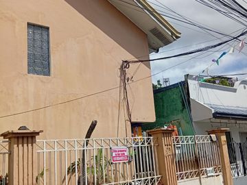 For sale 4-door Apartment 250sqm in Moonwalk Paranaque City