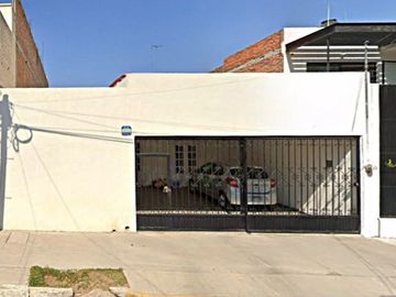 CASA EN VENTA PROF. ENRIQUE OLIVARES SANTANA, BOULEVARES...