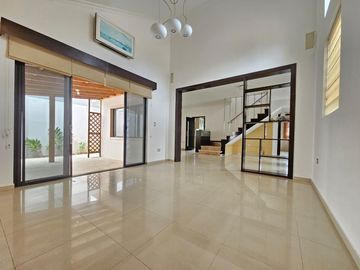 CASA EN VENTA EN PORTOFINO – VÍA A LA COSTA