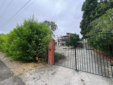 Casa Campestre de 306 m2 en Vía a La Costa con 4...