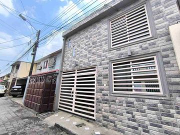 VENTA - CASA REMODELADA 4H