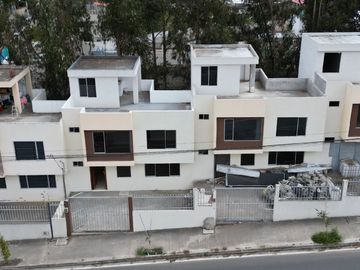 CASAS EN AMBATO-CONJUNTO SAN LUIS EN HUACHI LA JOYA