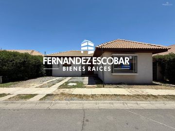 SAN ESTEBAN - VENDE CASA 3D 2B 1E COND. LOS SOLARES