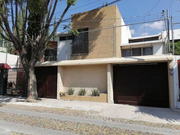RENTA CASA,Alamos 3ra,4 recamaras,2.5...