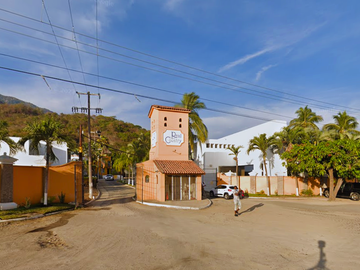 Vive en esta hermosa casa cerca de la playa!!! Remate...
