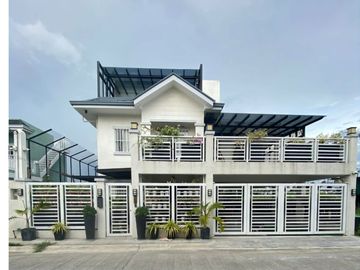 Princeton Heghts house and lot open for bank financing...